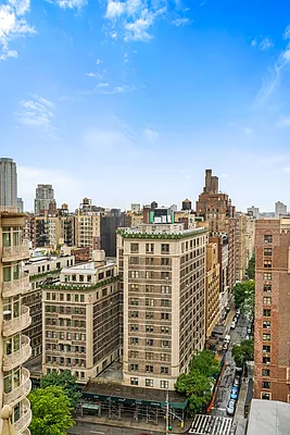 Sold by Compass | media 20