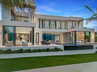 35 Spoonbill Rd, Lantana, FL 33462