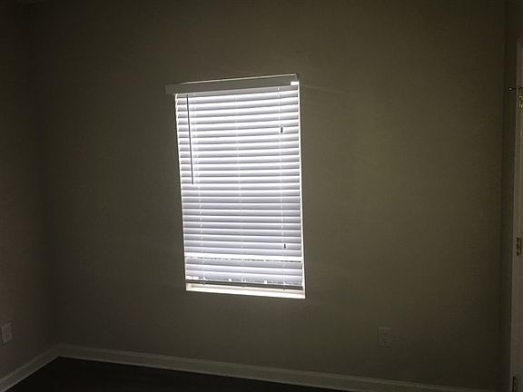 3rd image of 7954 Village Pass