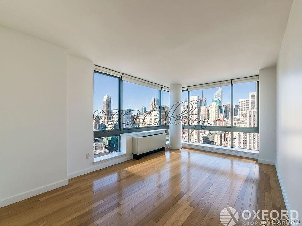 1st image of 9 W 31st St APT 26B