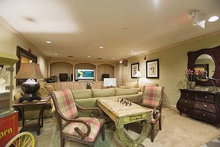 3rd image of 1530 Villa Capri Cir APT 110