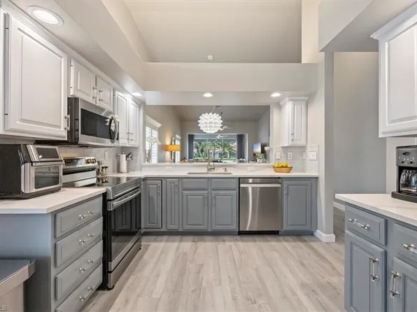 6533 Ilex CIR, NAPLES, FL 34109