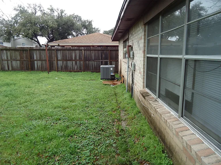 7515 Muirwood Ln — Photo 46