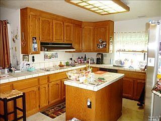 2nd image of 138 Westport Ln