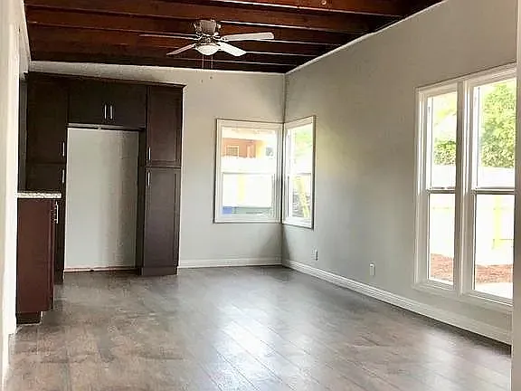 2022 N Brighton St — Photo 8