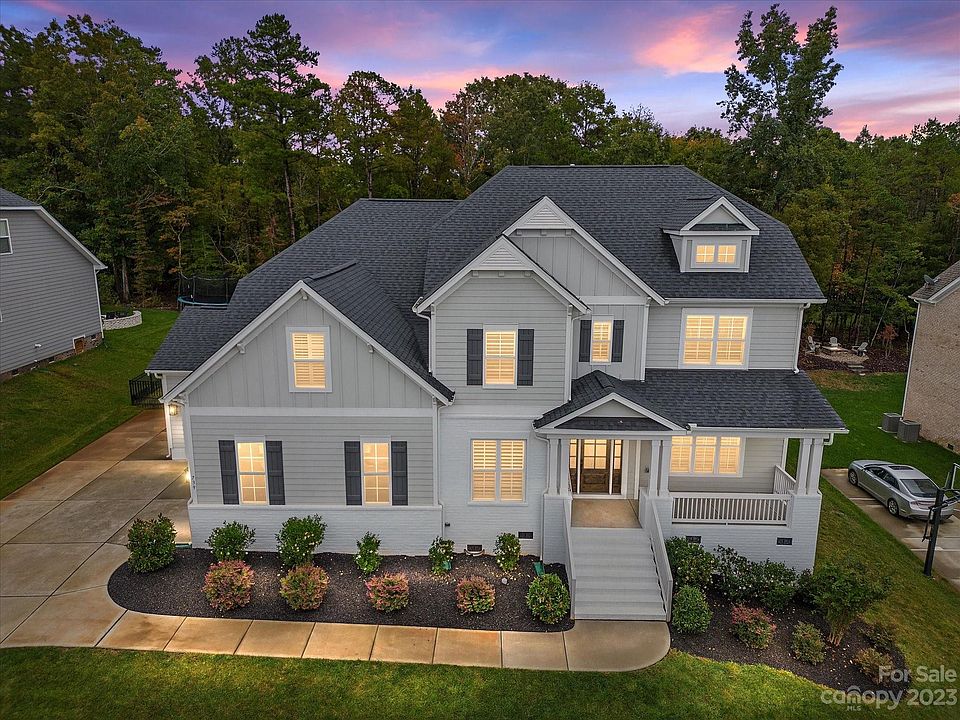 1st image of 739 Penny Royal Ave