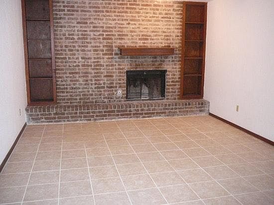 Living Room with gas fireplace