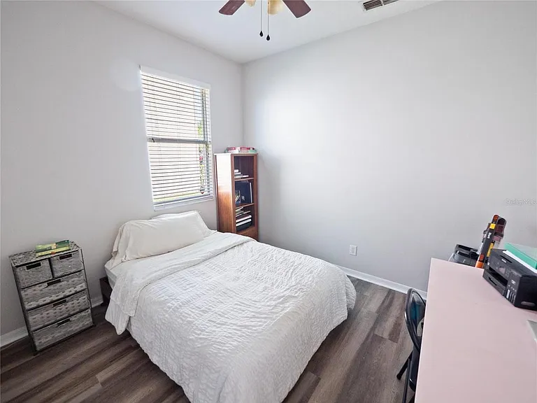 4904 Adair Oak Dr — Photo 7