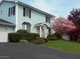 702 Kohler Ave, Old Forge, PA 18518