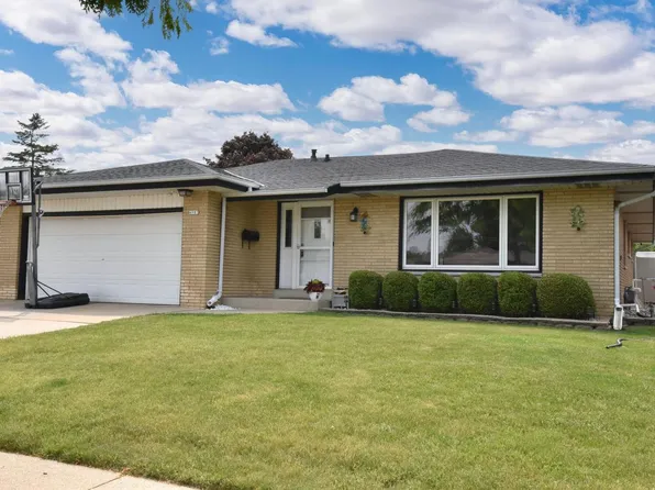4987 South 24th STREET, Milwaukee, WI 53221