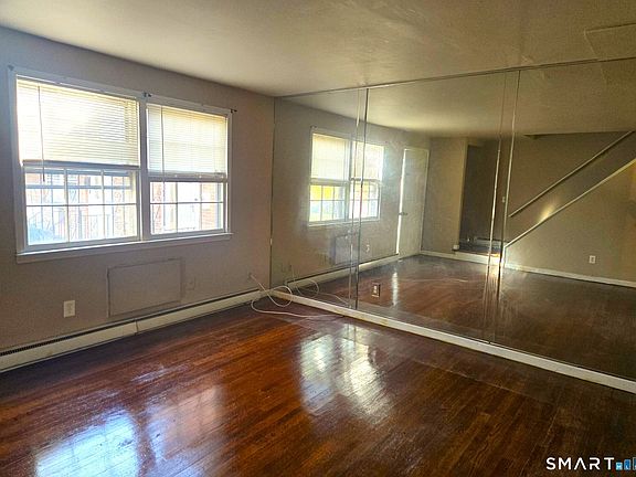 5th image of 70 Huntington Road #9