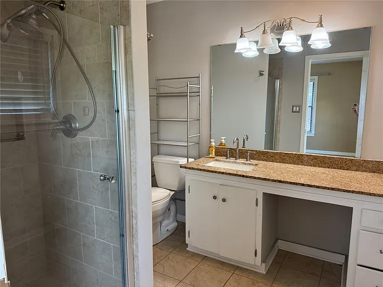 408 Brookside Dr W — Photo 13