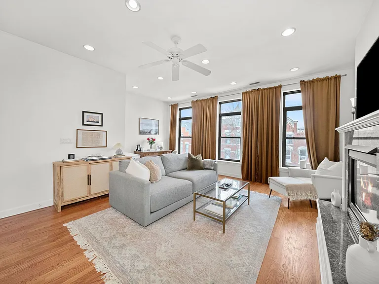 1434 N Bosworth Ave — Photo 15