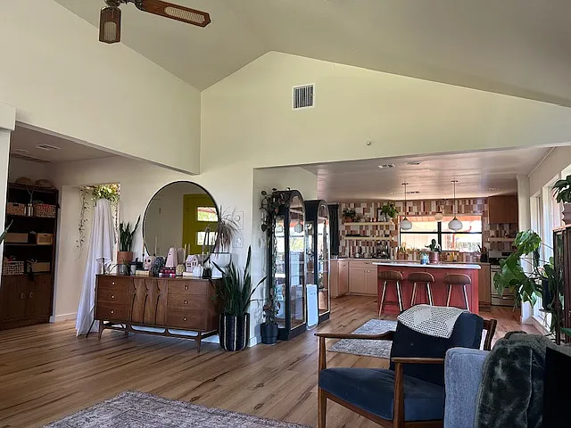 3 bed, 1887 sqft, $1,740 — Photo 4