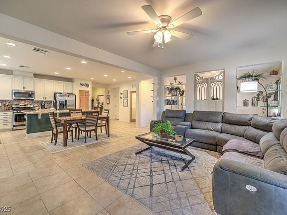 4th image of 6733 Violet Bluff Ct