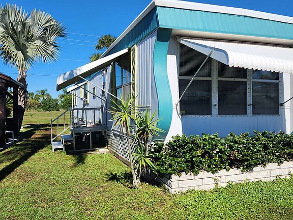 2nd image of 4123 Honolulu Dr