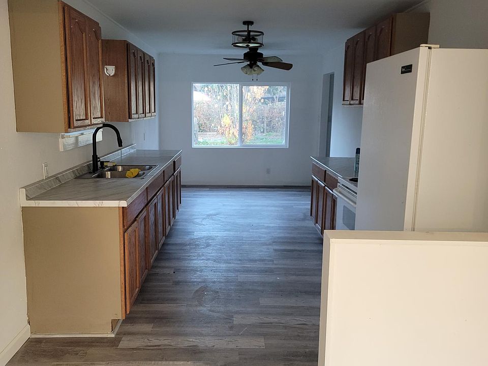 563 Highland Ave, Alderpoint, CA 95511 Zillow