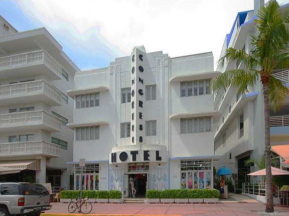 4th image of 1036 Ocean Dr