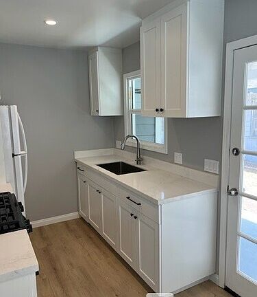 5th image of 1333 Felspar St