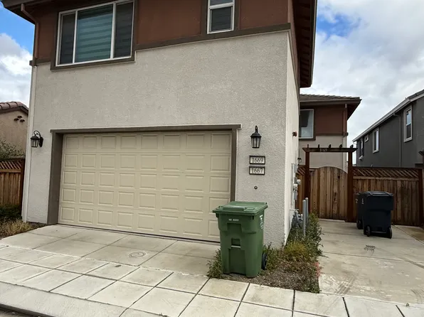 1669 S Ginzburg St, Tracy, CA 95391