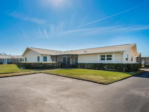 2820 Highlands Blvd APT A, Palm Harbor, FL 34684