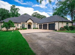 615 Southlake Dr, Bullard, TX 75757