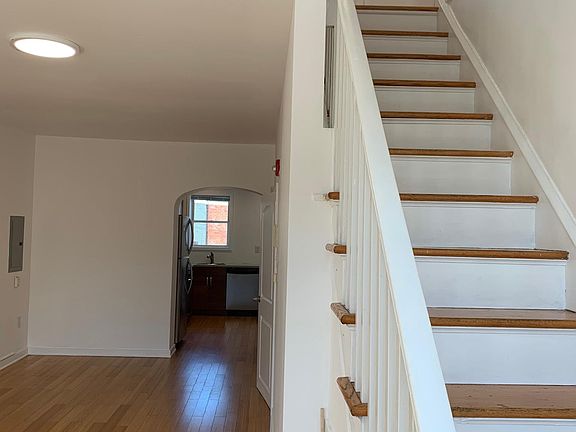 5th image of 1838 E Passyunk Ave #2