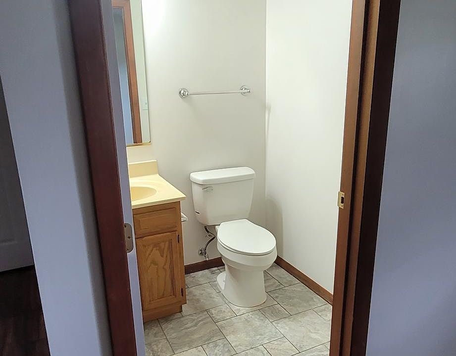 1st image of 3866 Schroeder Dr