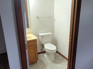 3866 Schroeder Dr, Hamilton, OH 45011