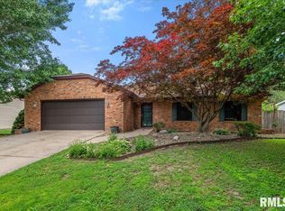 2525 Lindbergh Blvd, Springfield, IL 62704
