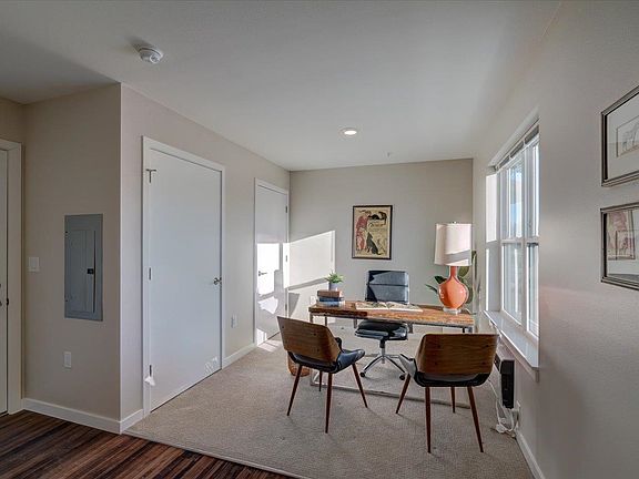 3rd image of 2674 Notre Dame Dr #103