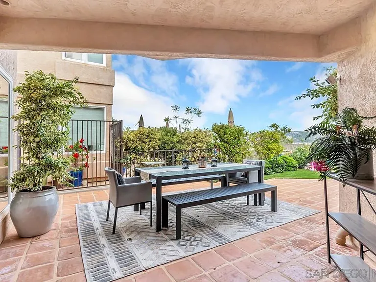 7564 Navigator Cir — Photo 28