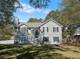 6035 Sarah Orr Ln, Cumming, GA 30040