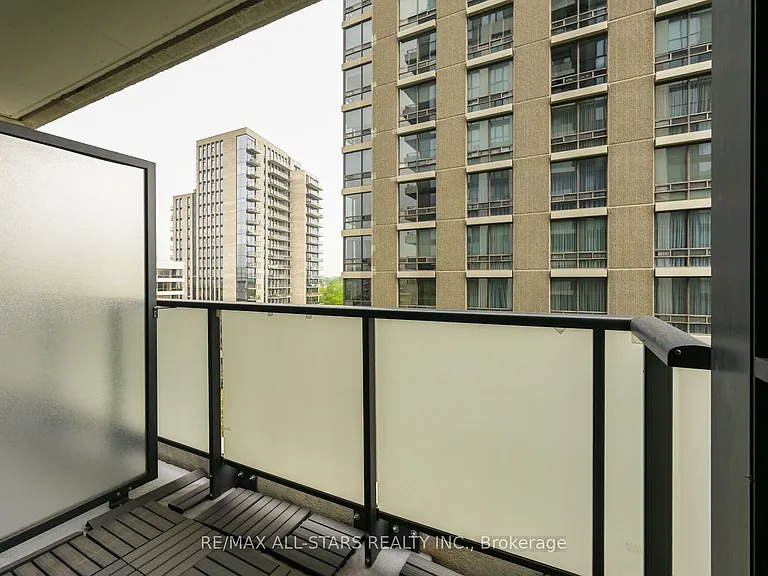 609 Avenue Rd #1001 — Photo 17
