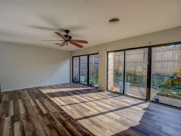 1858 Poplar Woods Cir W APT 3, Memphis, TN 38138