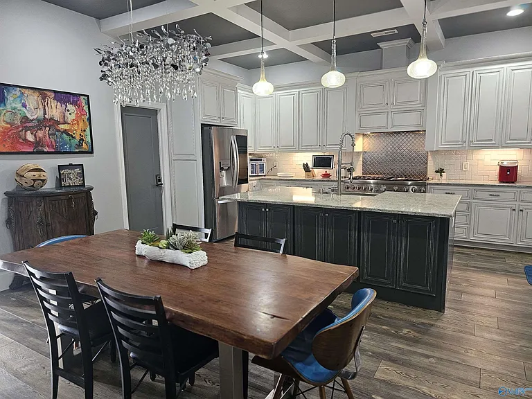 862 Highland Dr — Photo 8