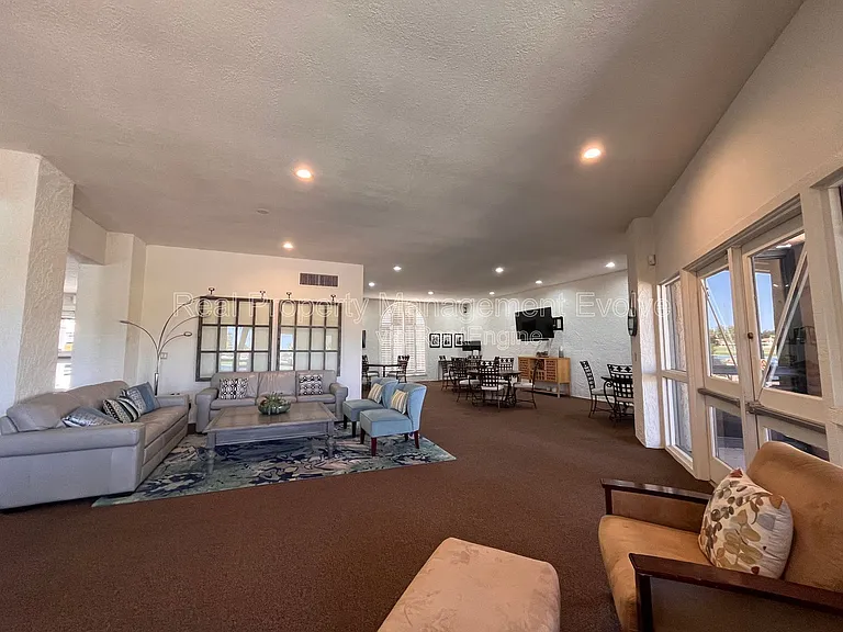 7513 N Via Camello Del Sur — Photo 41