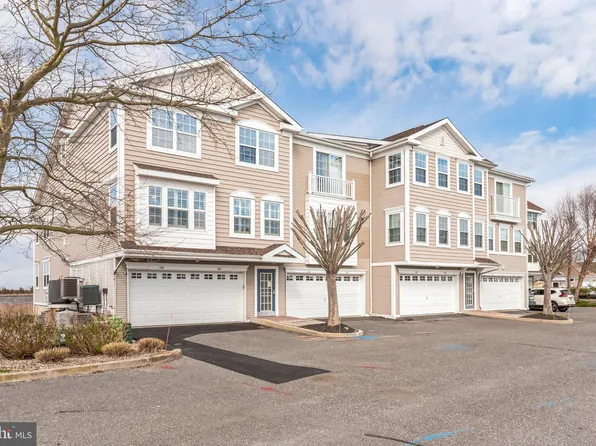 63 Dockside Dr, Somers Pt, NJ 08244