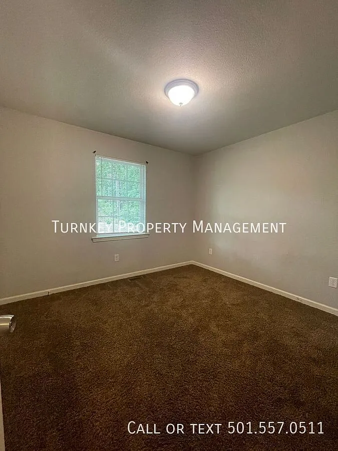 8906 Morris Manor Dr Unit 2 -- Half Off First Month's Rent !! — Photo 4