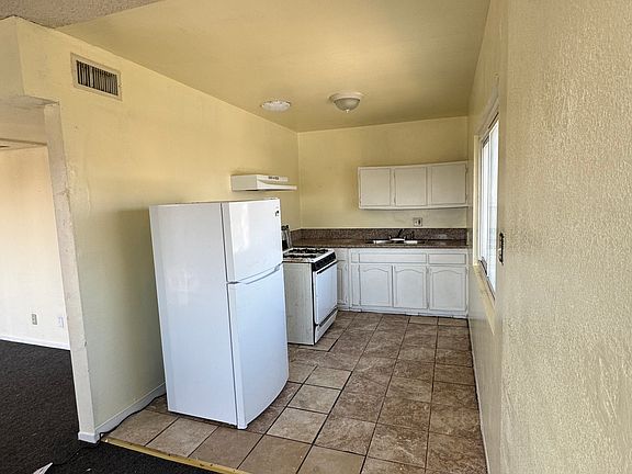 5th image of 1243 W 96th St APT 6