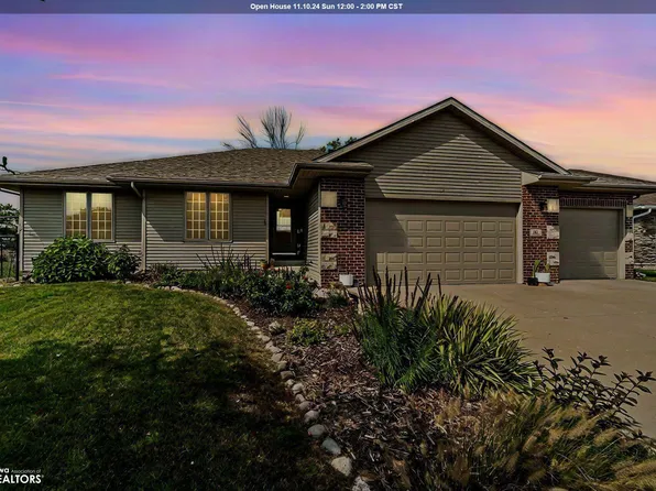 101 S 29th St, Marshalltown, IA 50158