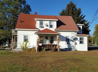 11 Cummings St, Ware, MA 01082