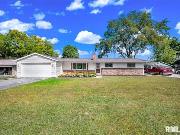 1065 Lakeview Rd S, Dahinda, IL 61428