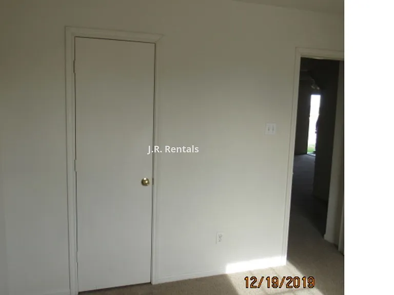 4607 Lloyd Dr — Photo 37