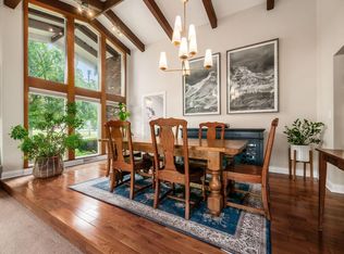 2567 Scottwood Rd, Columbus, OH 43209