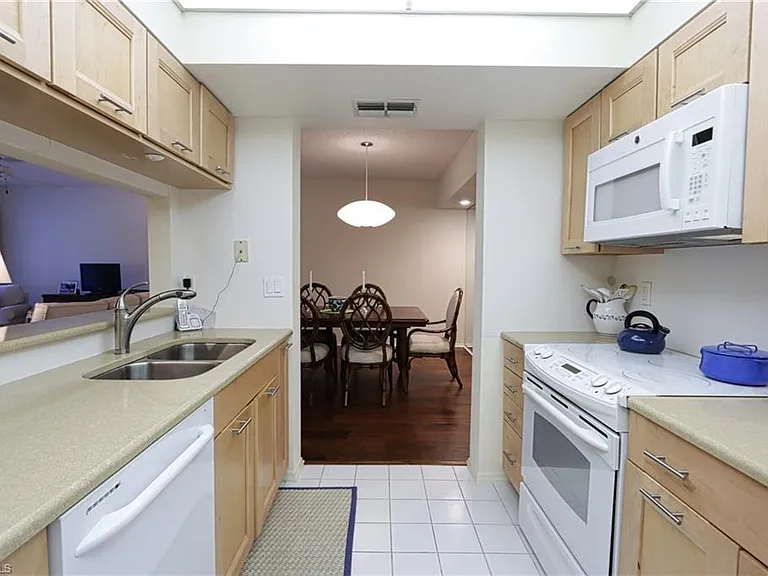 765 Willowbrook Dr #1503 — Photo 5