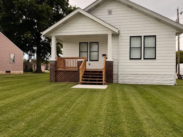 4730 Walter St, Belleville, IL 62226