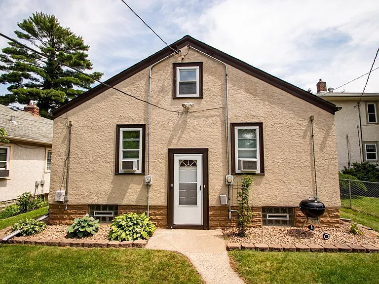 4516 Cedar Ave S — Photo 18