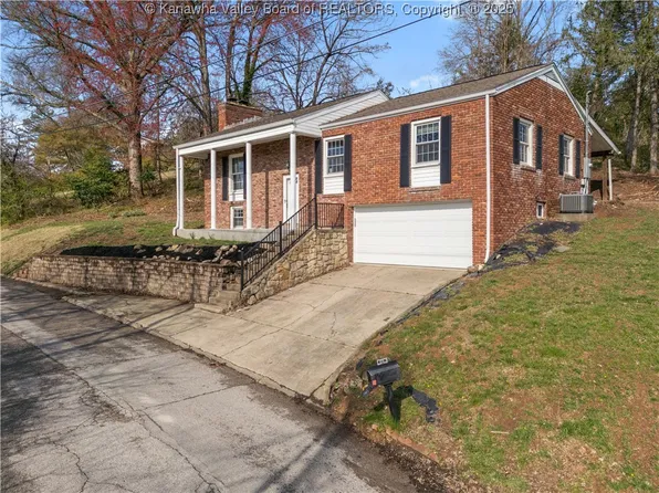 1501 Knob Rd, Charleston, WV 25314
