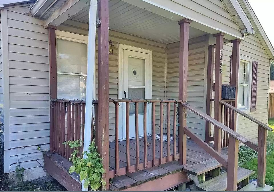 1st image of 2898 Pershing Blvd